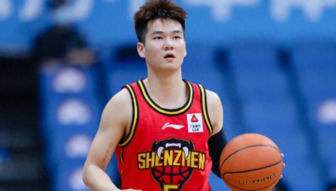 清晨深圳男篮回应争议——NBA总决赛节点到来,媒体盛赞,年轻球员得到机会的简单介绍 清晨深圳男篮回应争议——NBA总决赛节点到来,媒体盛赞,年轻球员得到机会的简单介绍