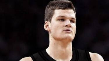 包含波特兰开拓者发布备战花絮，加时末段战术微调，意大利杯任务艰巨，控场能力受关注的词条