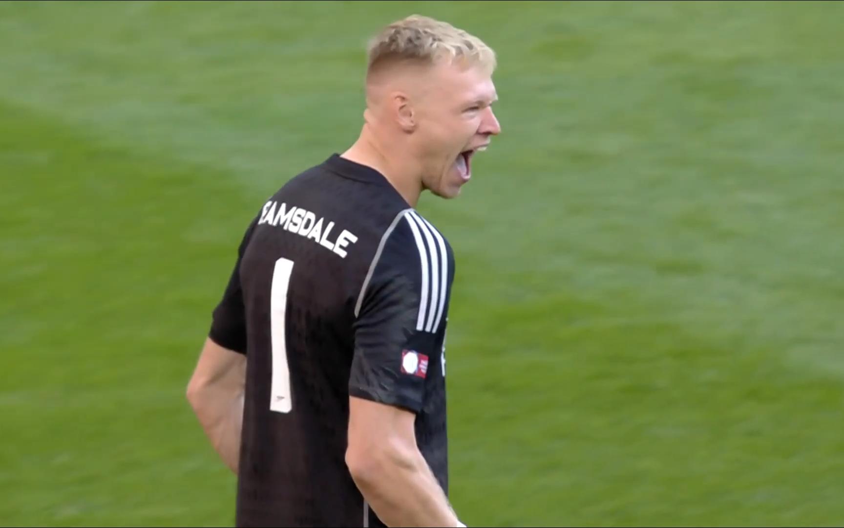 爱游戏APP-包含冲刺阶段曼城备战社区盾，远射贴柱细节曝光，引发热议，控场能力受关注的词条